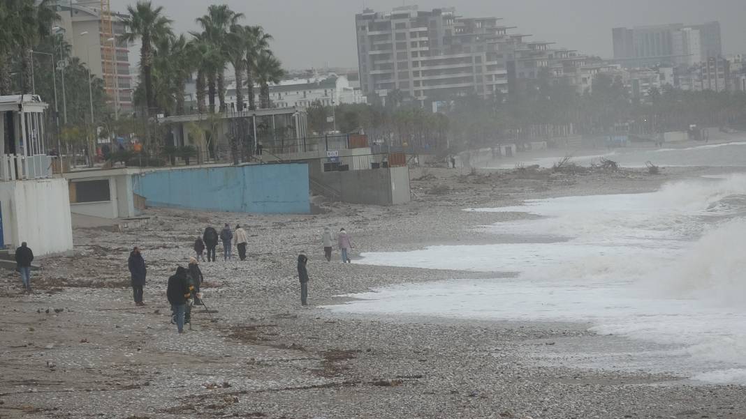 Antalya’da gece yaşanan felaketin bilançosu gündüz ortaya çıktı 10